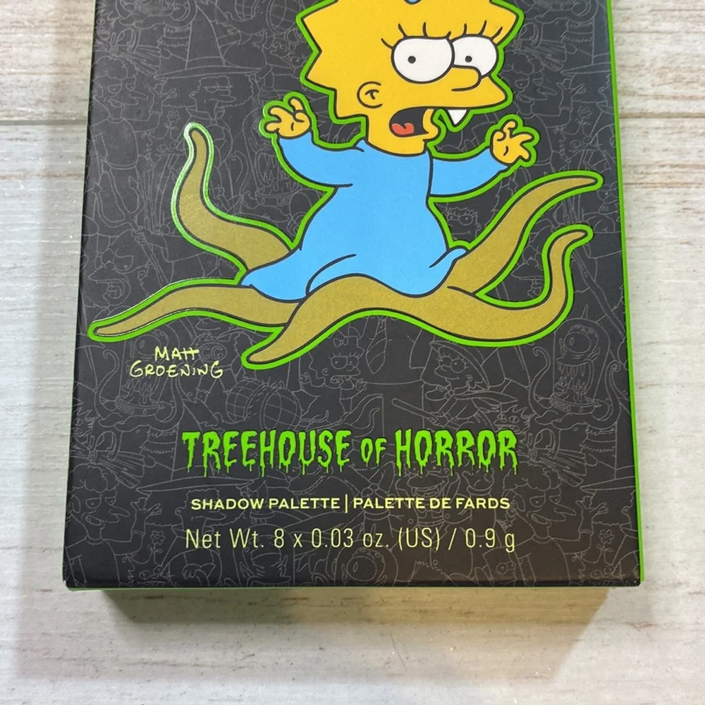 Revolution The Simpson Treehouse Of Horror Alien Maggie Eyeshadow Palette